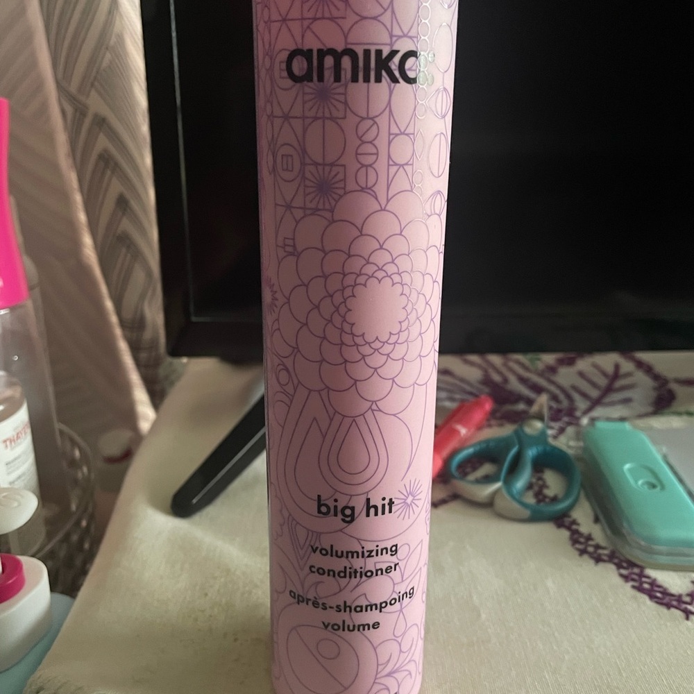 Amika Big Hit Volumizing Conditioner